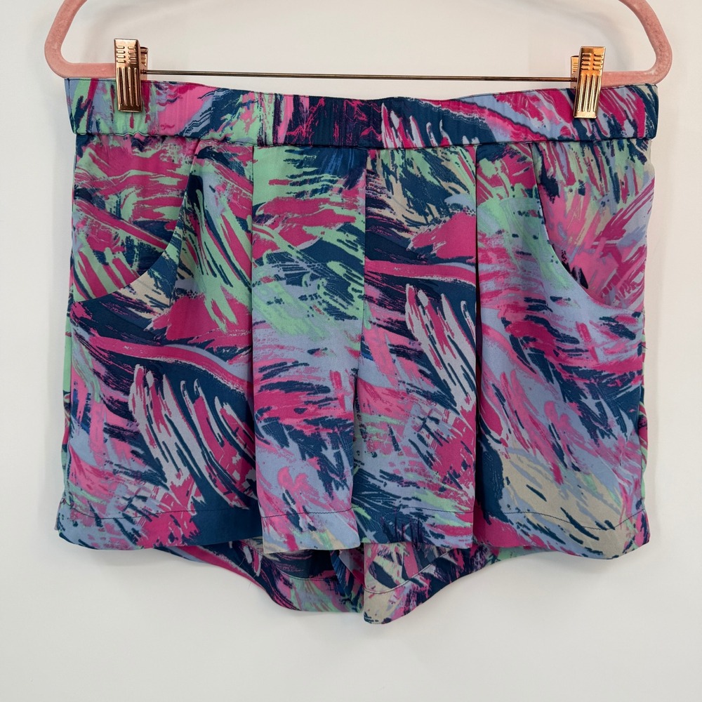 BCBGMAXAZRIA Micah Abstract Brushstroke Print Pleated Shorts Pink Blue Medium